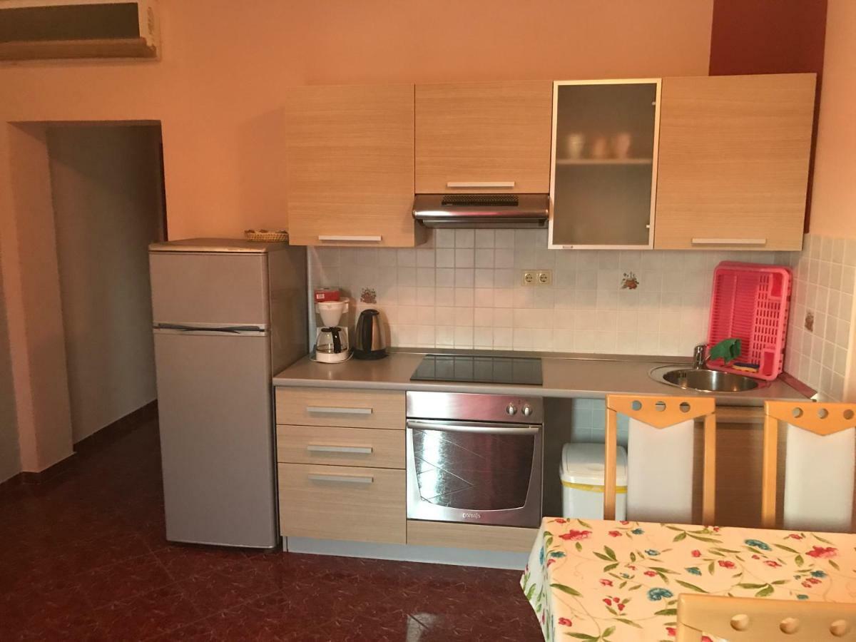 Apartmani Paulina Lopar Ngoại thất bức ảnh