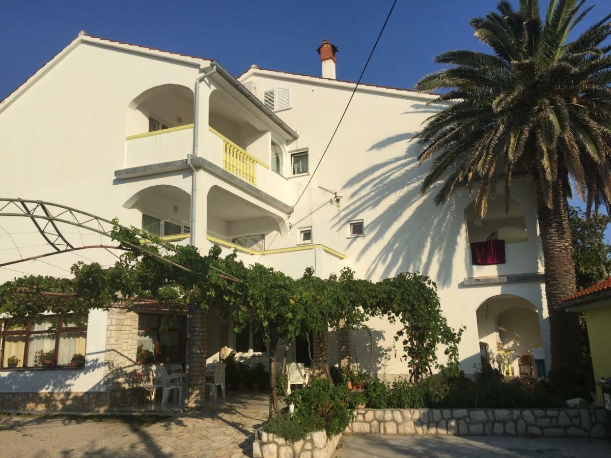 Apartmani Paulina Lopar Ngoại thất bức ảnh